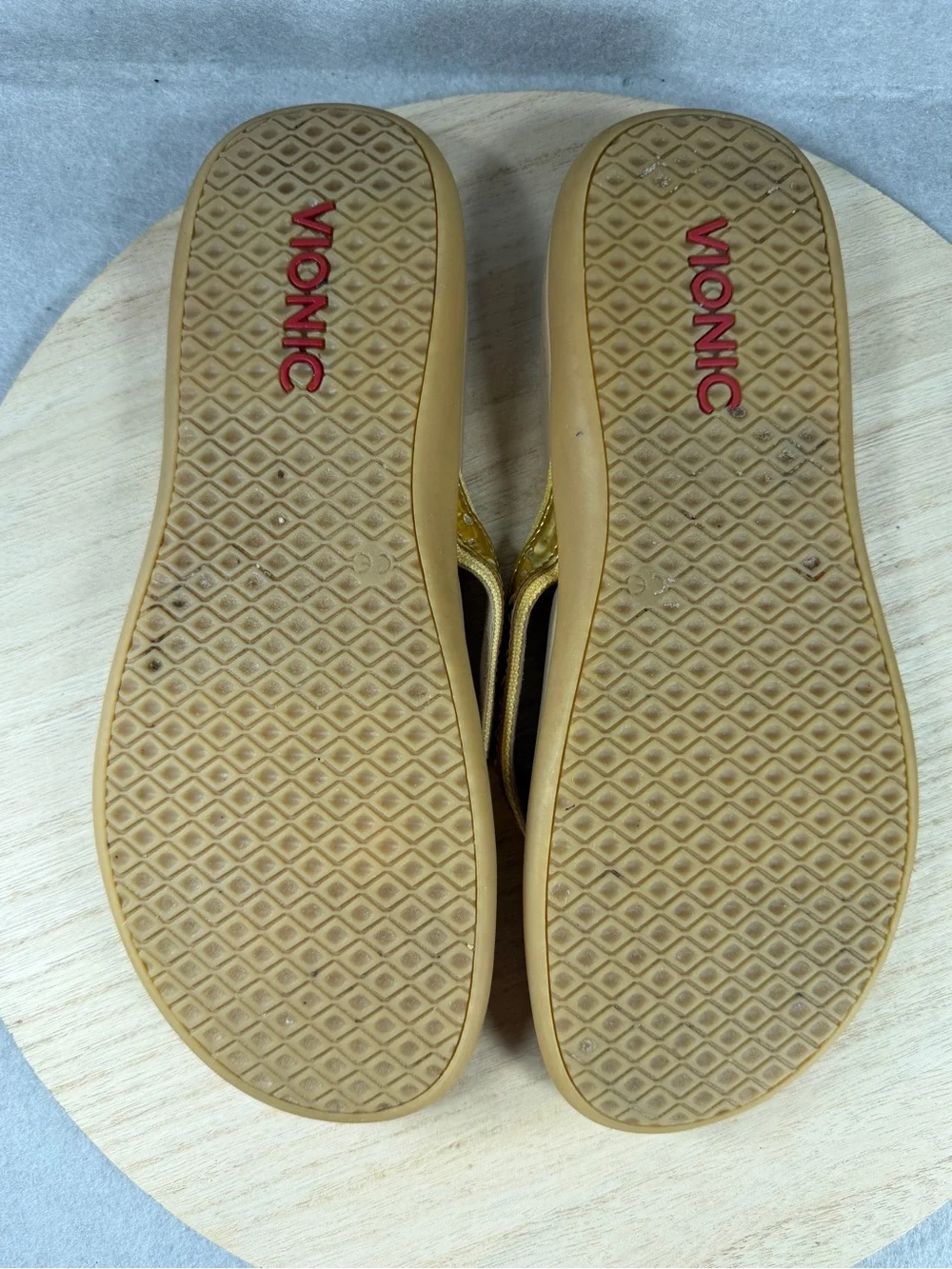 Vionic Tan Footbed Sandals with Gold Metallic Straps